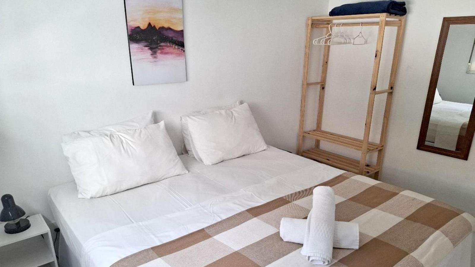 Pousada Fullano _ Entre Copacabana E Ipanema - Suites Privativas Confortaveis! Рио-де-Жанейро Экстерьер фото