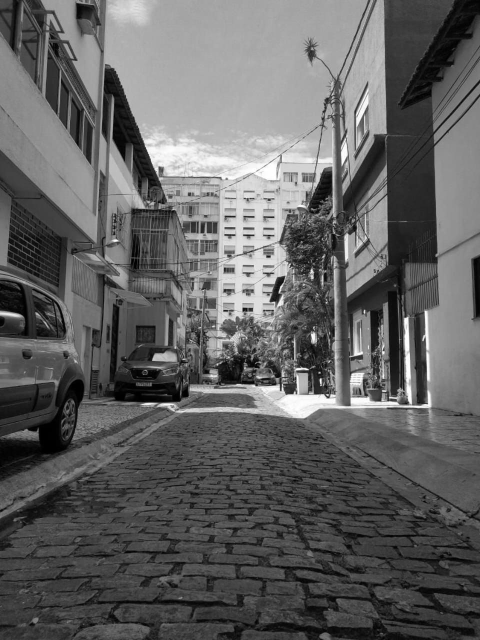 Pousada Fullano _ Entre Copacabana E Ipanema - Suites Privativas Confortaveis! Рио-де-Жанейро Экстерьер фото