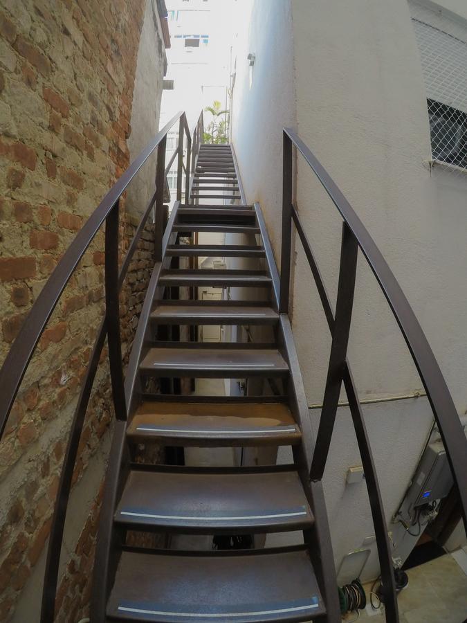 Pousada Fullano _ Entre Copacabana E Ipanema - Suites Privativas Confortaveis! Рио-де-Жанейро Экстерьер фото