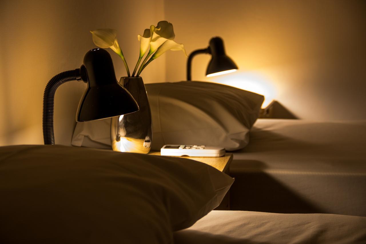 Pousada Fullano _ Entre Copacabana E Ipanema - Suites Privativas Confortaveis! Рио-де-Жанейро Экстерьер фото